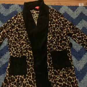 CHEETAH PRINT ROBE